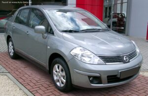 Nissan Tiida Sedan